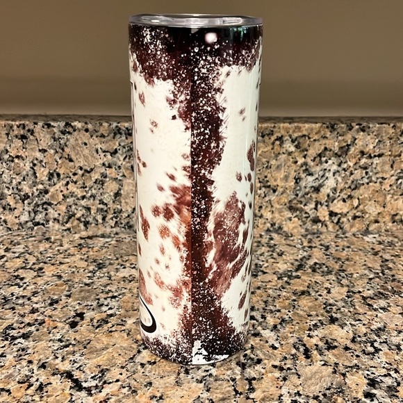SET OF 3️⃣ YELLOWSTONE Tumblers with Lids - Picture 5 of 15